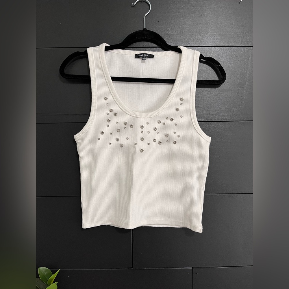 LOVE TREE White Sleeveless Shirt Women’s Ribbed Tank Top Diamonds Sz L NWOT